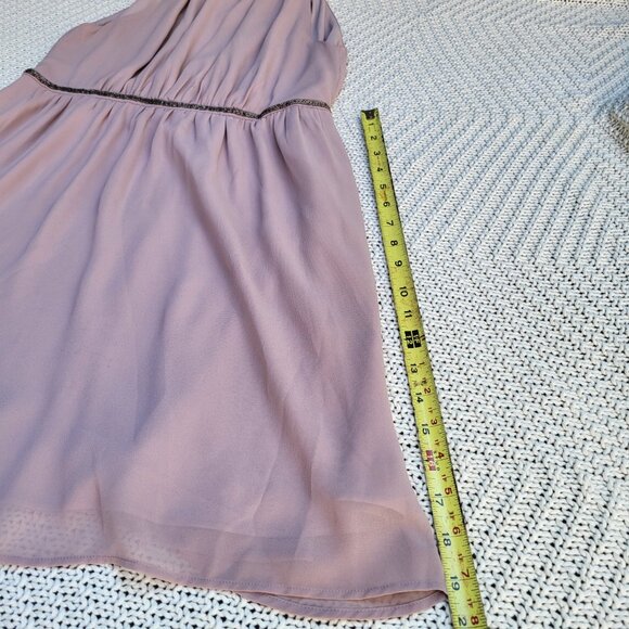 Chiffon Cocktail Dress with Beaded Neck and Waist Accents Size 10 - Picture 9 of 11